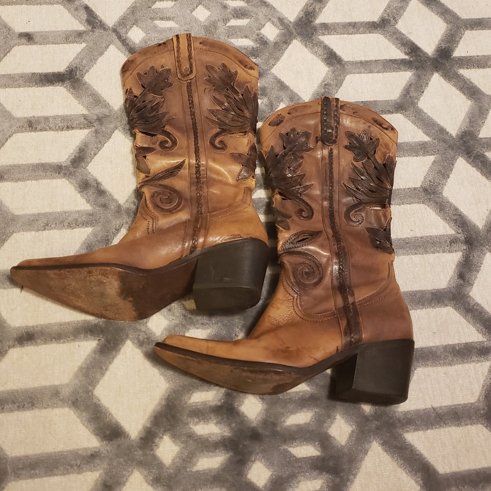 Carlos Santana ace cowgirl boots